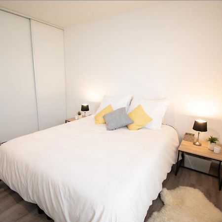 Joli Studio Tout Confort A 2 Pas De La Gare Poissy Ngoại thất bức ảnh