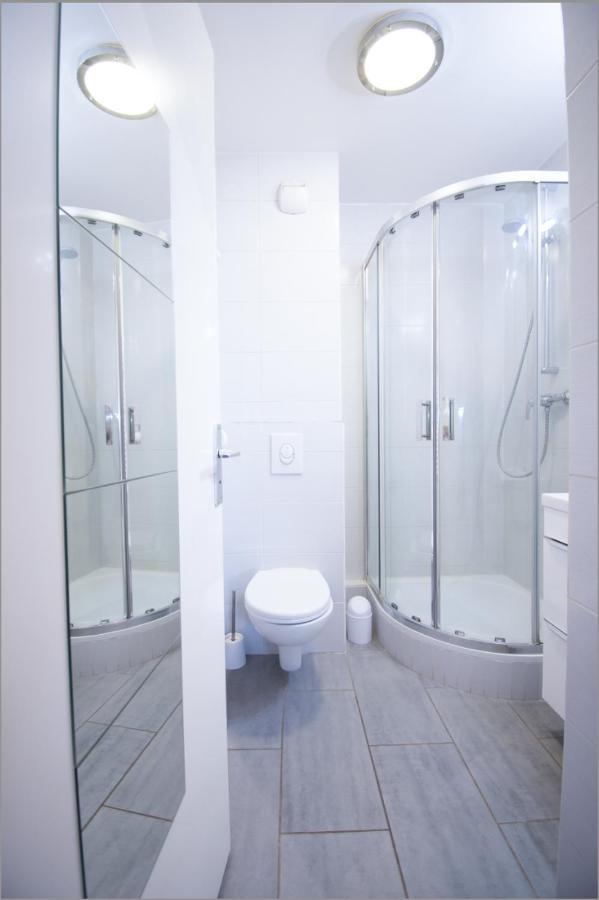 Joli Studio Tout Confort A 2 Pas De La Gare Poissy Ngoại thất bức ảnh